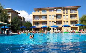 Sunny Day Apartments